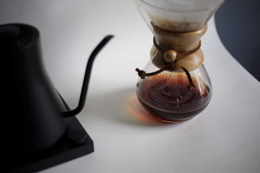 Pouring techniques